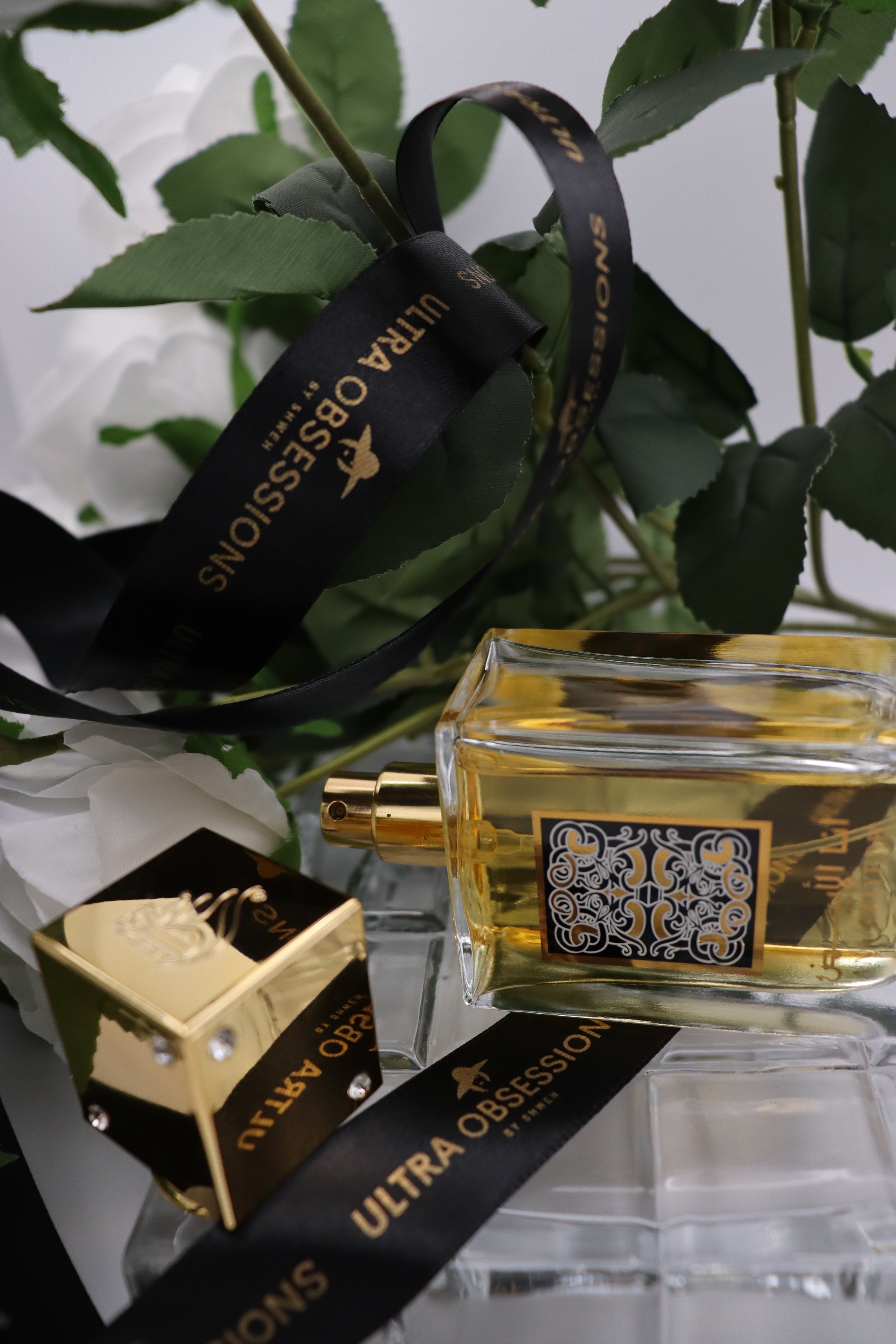 Ana Abiyedh Leather by Lattafa